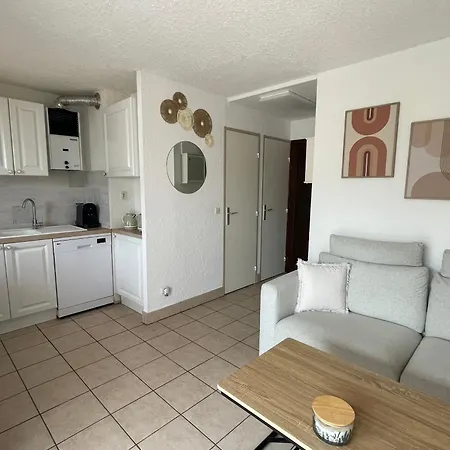 Appartamento Rez-de-jardin Pinède Piscine Clim Proche Village Naturiste