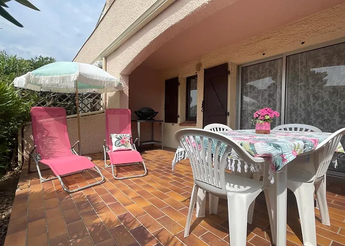 아파트 Rez-de-jardin Pinede Piscine Clim Proche Village Naturiste 230 *